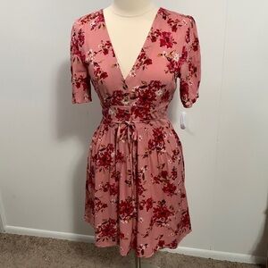 Xhiliration mini dress, pink with flowers, so pretty!size Medium good condition